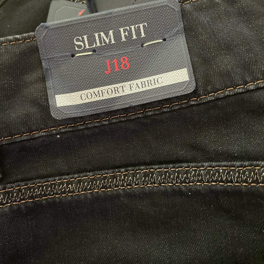 NWT Armani Skinny Slim Jeans Black Denim, Size 26 - Picture 6 of 9